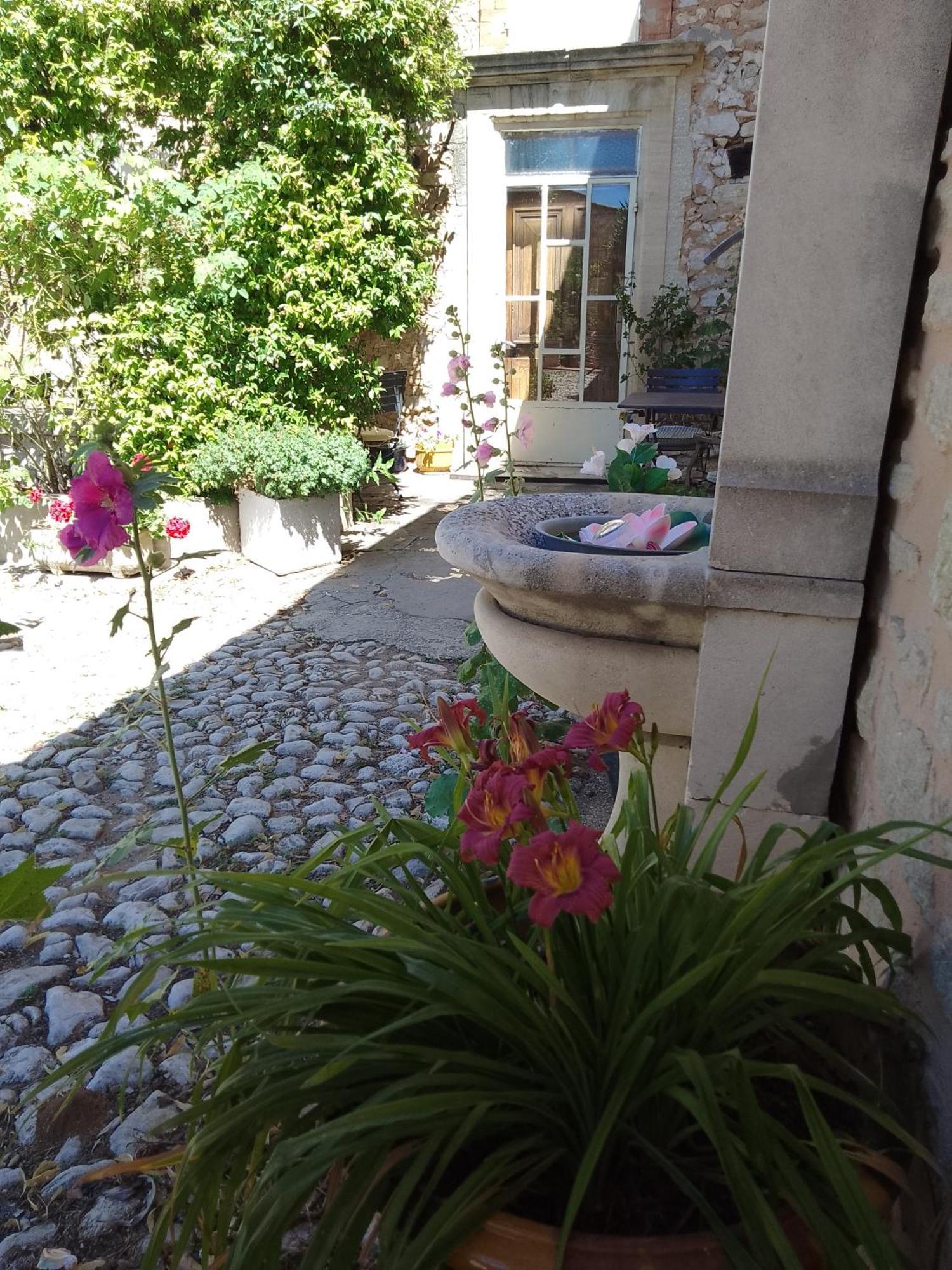Les Gites Du Mont Ventoux เบดวง ภายนอก รูปภาพ