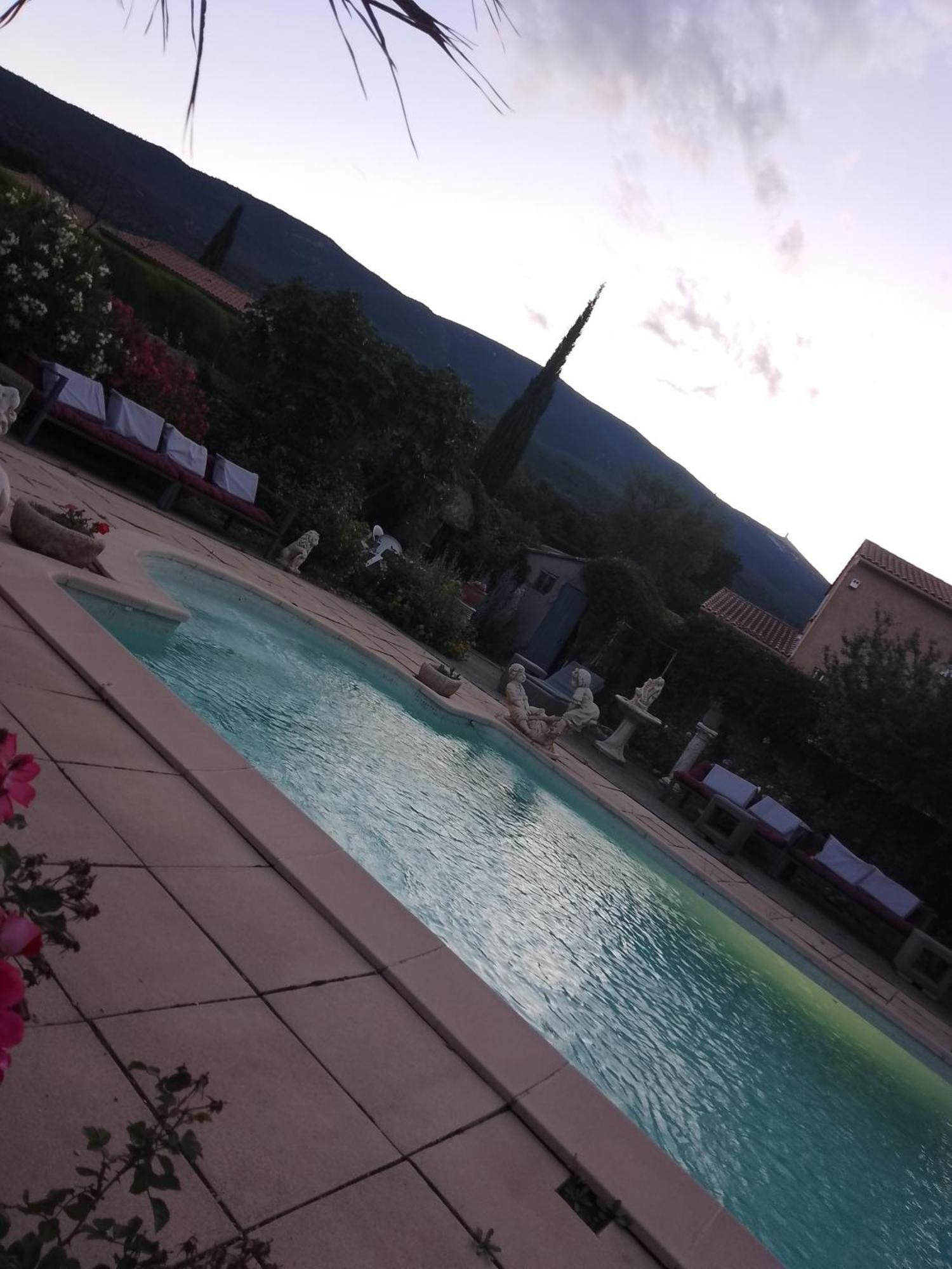 Les Gites Du Mont Ventoux เบดวง ภายนอก รูปภาพ
